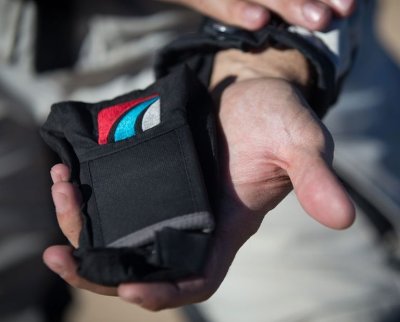 MOTO-SKIVEEZ® Tri-Fold Kappe